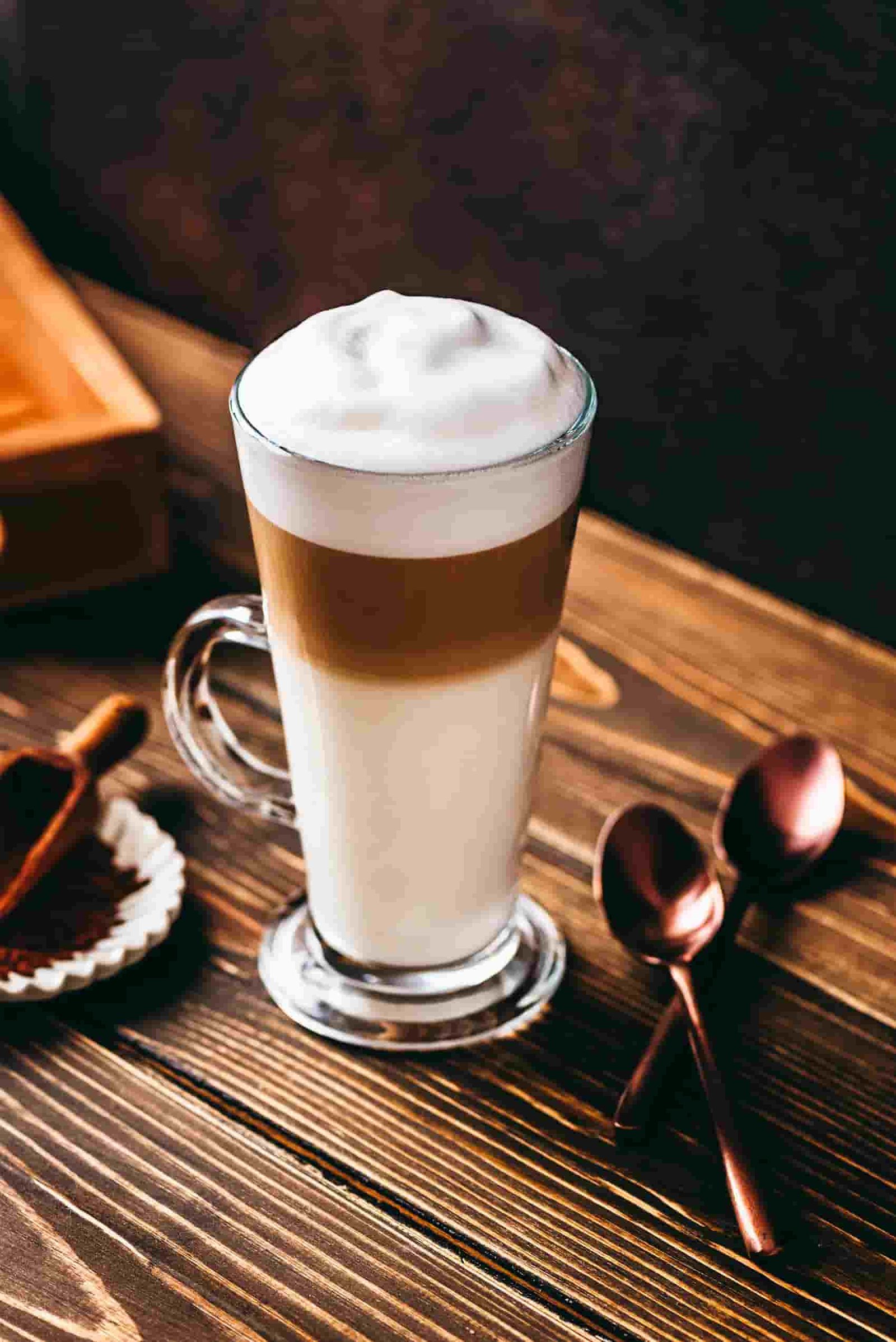 Latte: Creamy and Inviting