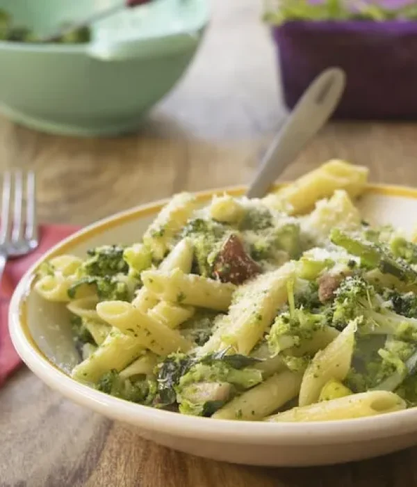 Pesto Pasta Salad